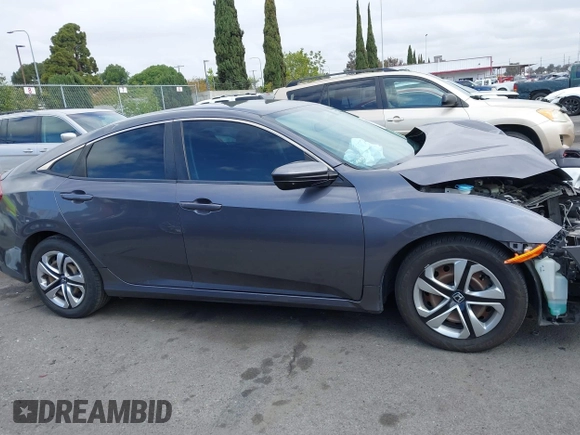 2018 Honda Civic LX with VIN 2HGFC2F58JH514161, listed as a IAAI auction lot 42073133 with 117,658 mi miles. Bid and sale history available at carsss.com. Image 14.
