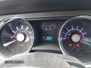 2010 Ford Mustang V6 с VIN 1ZVBP8EN8A5179686, выставлен на аукционе IAAI как лот 42369977 с пробегом 112 065 миль миль и . История ставок и продаж доступна на DreamBid. Изображение 7.