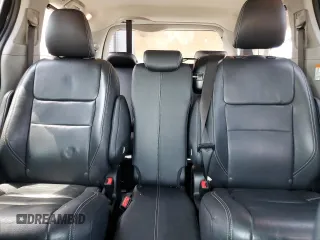 2016 Toyota Sienna SE z VIN 5TDXK3DC4GS720388, wystawiony jako Copart lot #60211685 z przebiegiem 191 729 mil mil oraz Szkoda całkowita • Salvage title. Historia ofert i sprzedaży dostępna na DreamBid. Obrazek 10.