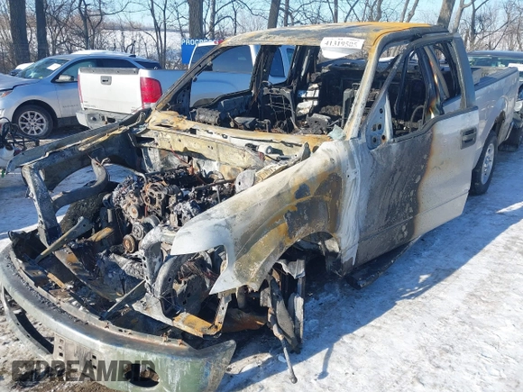 2009 Ford F-150 XL with VIN 1FTPX14V99KB81431, listed as a IAAI auction lot 41319505 with 394,709 mi miles. Bid and sale history available at carsss.com. Image 6.