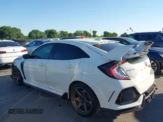 2019 Honda Civic Type R Touring z VIN SHHFK8G75KU206732, wystawiony jako IAAI lot #41973677 z przebiegiem 52 639 mil mil oraz . Historia ofert i sprzedaży dostępna na DreamBid. Obrazek 14.
