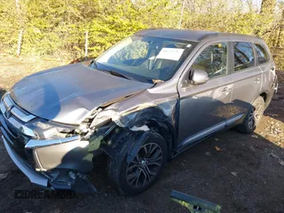 2016 Mitsubishi Outlander SE with VIN JA4AD3A31GZ011852, listed as a IAAI auction lot 40822431 with 118,250 mi miles and . Bid and sale history available at DreamBid. Image 17.
