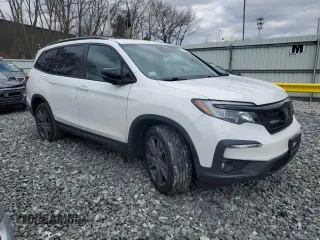 2022 Honda Pilot Sport with VIN 5FNYF6H3XNB067538, listed as a Copart auction lot 53404955 with 32,901 mi miles and Salvage Title. Bid and sale history available at carsss.com. Image 4.