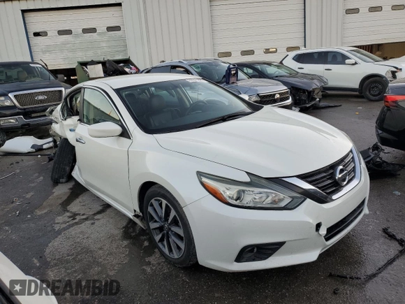2017 Nissan Altima SV with VIN 1N4AL3AP9HC278372, listed as a Copart auction lot 80581324 with 151,014 mi miles and Salvage title. Bid and sale history available at DreamBid. Image 4.