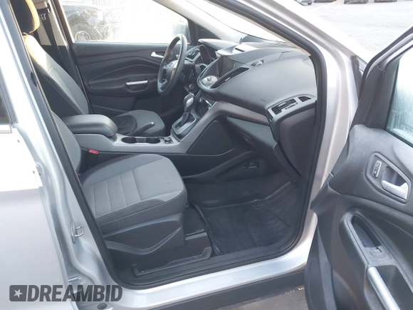 2014 Ford Escape SE с VIN 1FMCU0GX4EUA64221, выставлен на аукционе IAAI как лот 41425001 с пробегом Не указан миль и . История ставок и продаж доступна на DreamBid. Изображение 5.