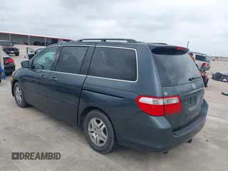 2005 Honda Odyssey EX-L z VIN 5FNRL38645B115699, wystawiony jako IAAI lot #42212481 z przebiegiem 236 420 mil mil oraz . Historia ofert i sprzedaży dostępna na DreamBid. Obrazek 3.
