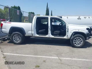 2017 Toyota Tacoma SR5 with VIN 3TMDZ5BN5HM021139, listed as a IAAI auction lot 42555465 with 139,782 mi miles and . Bid and sale history available at DreamBid. Image 12.