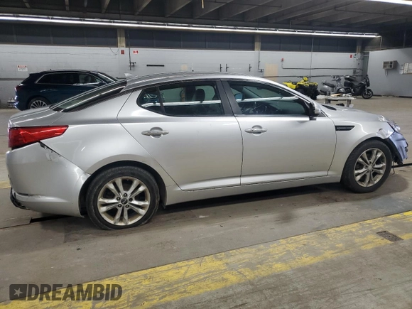 2011 Kia Optima EX with VIN KNAGN4A70B5071155, listed as a Copart auction lot 52201275 with 206,675 mi miles and Salvage Title. Bid and sale history available at carsss.com. Image 3.