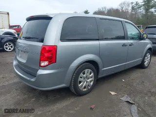 2019 Dodge Grand Caravan SE with VIN 2C4RDGBG6KR573282, listed as a IAAI auction lot 41971202 with 136,363 mi miles. Bid and sale history available at carsss.com. Image 4.