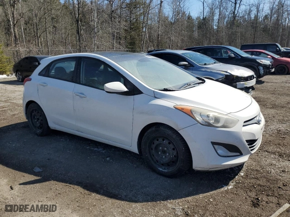2013 Hyundai Elantra GT with VIN KMHD35LE4DU024731, listed as a Copart auction lot 49996565 with 198,212 mi miles and Clean Title. Bid and sale history available at carsss.com. Image 4.