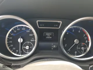 2016 Mercedes-Benz GL with VIN 4JGDF6EE7GA629942, listed as a Copart auction lot 61927684 with 125,256 mi miles and Salvage Title. Bid and sale history available at carsss.com. Image 9.