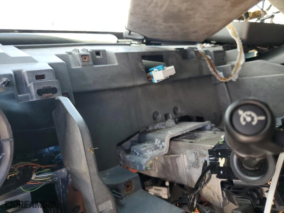 2003 Hummer H2 with VIN 5GRGN23U33H102570, listed as a Copart auction lot 77259654 with 0 mi miles and Salvage Title. Bid and sale history available at carsss.com. Image 9.