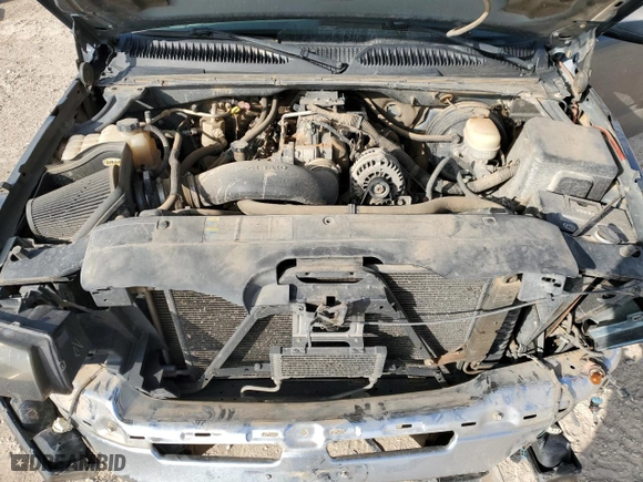 2006 Chevrolet Silverado 1500 LT1 with VIN 2GCEC13Z361272469, listed as a Copart auction lot 45394565 with 216,312 mi miles and Salvage Title. Bid and sale history available at carsss.com. Image 12.