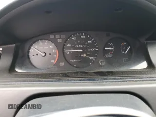 1993 Honda Civic z VIN 2HGEH2370PH501724, wystawiony jako Copart lot #49012345 z przebiegiem 284 973 mil mil oraz Czysty tytuł • Clean title. Historia ofert i sprzedaży dostępna na DreamBid. Obrazek 9.