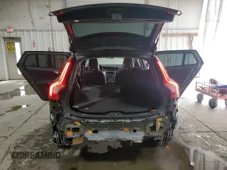 2016 Volvo V60 Cross Country T5 with VIN YV4612HK9G1008592, listed as a Copart auction lot 41995765 with 136,871 mi miles and Salvage Title. Bid and sale history available at carsss.com. Image 6.