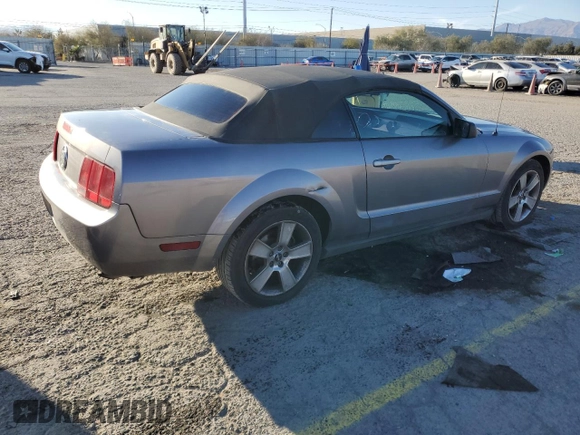 2006 Ford Mustang Standard with VIN 1ZVFT84N565105356, listed as a Copart auction lot 46710375 with 206,472 mi miles and Salvage Title. Bid and sale history available at carsss.com. Image 3.