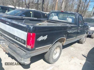 1995 Ford F-150 with VIN 1FTEF14N6SLB97371, listed as a IAAI auction lot 41833883 with 156,408 mi miles. Bid and sale history available at carsss.com. Image 4.