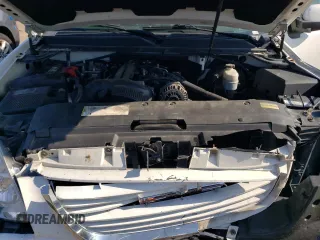 2010 GMC Yukon XL Denali with VIN 1GKUKMEF0AR209403, listed as a Copart auction lot 61909074 with 272,580 mi miles and Salvage Title. Bid and sale history available at carsss.com. Image 12.