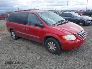 2006 Chrysler Town & Country Touring with VIN 2A4GP54L76R666938, listed as a IAAI auction lot 42270772 with 143,081 mi miles and . Bid and sale history available at DreamBid. Image 1.