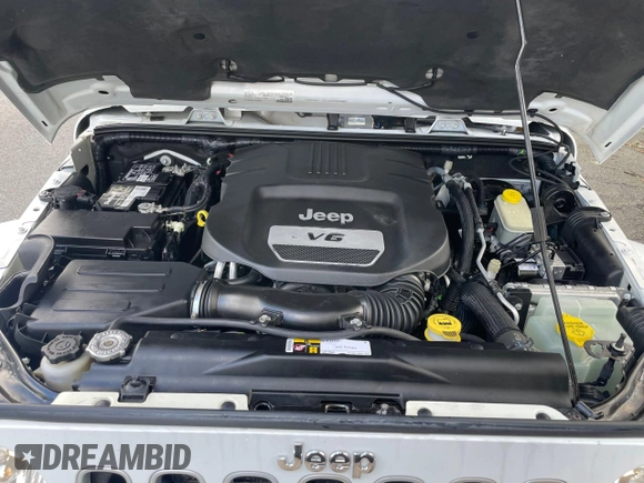 2016 Jeep Wrangler Unlimited 75th Anniversary with VIN 1C4BJWEG5GL215915, listed as a Copart auction lot 52680895 with 143,836 mi miles and Clean title. Bid and sale history available at DreamBid. Image 7.