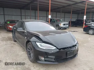 2018 Tesla Model S 75D with VIN 5YJSA1E22JF282828, listed as a IAAI auction lot 41595543 with 72,571 mi miles and . Bid and sale history available at DreamBid. Image 1.