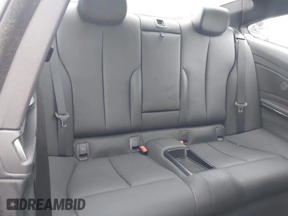 2015 BMW 4 Series 435i с VIN WBA3R1C56FK194883, выставлен на аукционе IAAI как лот 42483038 с пробегом 73 742 миль миль и . История ставок и продаж доступна на DreamBid. Изображение 8.