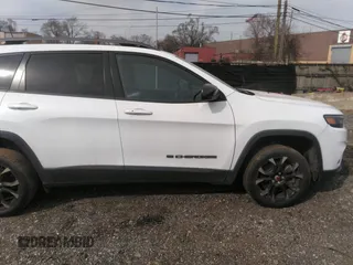 2021 Jeep Cherokee Latitude Lux with VIN 1C4PJMMX0MD193193, listed as a IAAI auction lot 41806728 with 42,169 mi miles and . Bid and sale history available at carsss.com. Image 13.