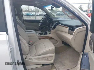 2016 GMC Yukon XL Denali with VIN 1GKS2HKJ9GR264481, listed as a IAAI auction lot 41764272 with 114,852 mi miles. Bid and sale history available at carsss.com. Image 5.