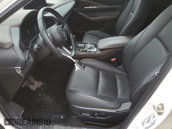 2024 Mazda CX-30 S Premium with VIN 3MVDMBDM2RM613812, listed as a Copart auction lot 55251355 with 20,607 mi miles and Clean title. Bid and sale history available at DreamBid. Image 7.