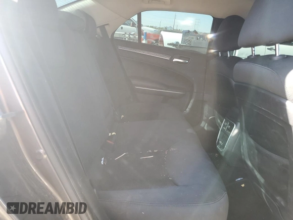 2019 Chrysler 300 Touring with VIN 2C3CCAAG8KH511688, listed as a Copart auction lot 82010164 with 79,630 mi miles and Salvage Title. Bid and sale history available at carsss.com. Image 11.