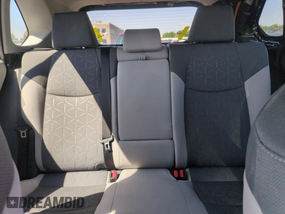 2022 Toyota RAV4 XLE with VIN 2T3P1RFV6NC280031, listed as a Copart auction lot 61268205 with 8,348 mi miles and Salvage title. Bid and sale history available at DreamBid. Image 10.