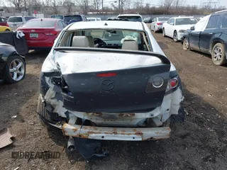 2006 Mazda Mazda3 i with VIN JM1BK12F261532654, listed as a IAAI auction lot 41788249 with 259,898 mi miles. Bid and sale history available at carsss.com. Image 17.