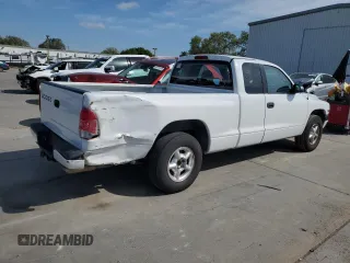 2000 Dodge Dakota Sport with VIN 1B7GL22N7YS515605, listed as a Copart auction lot 50796185 with 256,744 mi miles and Salvage Title. Bid and sale history available at carsss.com. Image 3.