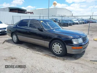 1995 Lexus LS 400 z VIN JT8UF22E3S0031393, wystawiony jako IAAI lot #42210711 z przebiegiem Nie podano mil oraz . Historia ofert i sprzedaży dostępna na DreamBid. Obrazek 1.
