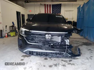 2024 Volkswagen Atlas SE with VIN 1V2LE2CA9RC248451, listed as a Copart auction lot 45288595 with 14,541 mi miles and Clean title. Bid and sale history available at DreamBid. Image 5.