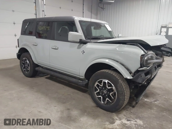 2023 Ford Bronco with VIN 1FMEE5BP7PLC09674, listed as a IAAI auction lot 42049792 with 25,937 mi miles and . Bid and sale history available at DreamBid. Image 1.