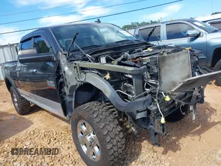 2016 Ram 2500 Laramie with VIN 3C6UR5FL8GG217024, listed as a IAAI auction lot 40235735 with 82,212 mi miles. Bid and sale history available at carsss.com. Image 1.