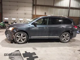 2014 Nissan Pathfinder SV with VIN 5N1AR2MM9EC678959, listed as a IAAI auction lot 41390134 with 120,085 mi miles. Bid and sale history available at carsss.com. Image 14.