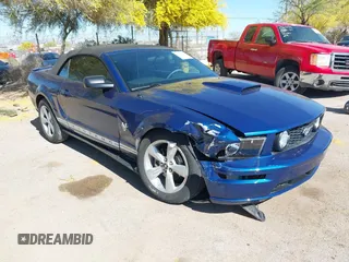 2009 Ford Mustang with VIN 1ZVHT84NX95133912, listed as a IAAI auction lot 42046053 with 57,438 mi miles and . Bid and sale history available at DreamBid. Image 1.