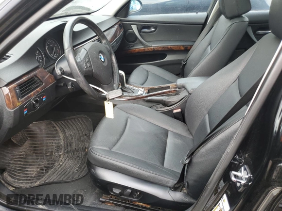 2008 BMW 3 Series 328xi z VIN WBAVC93578K037861, wystawiony jako Copart lot #58364495 z przebiegiem 147 497 mil mil oraz Nie do naprawy • Non repairable. Historia ofert i sprzedaży dostępna na DreamBid. Obrazek 7.