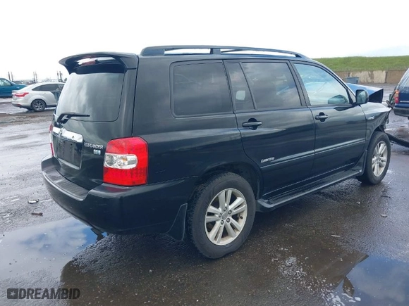 2006 Toyota Highlander Hybrid with VIN JTEDW21A660011575, listed as a IAAI auction lot 41799387 with 177,209 mi miles. Bid and sale history available at carsss.com. Image 4.