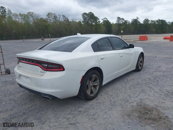 2017 Dodge Charger SXT with VIN 2C3CDXHGXHH524859, listed as a IAAI auction lot 41951588 with 97,872 mi miles. Bid and sale history available at carsss.com. Image 4.