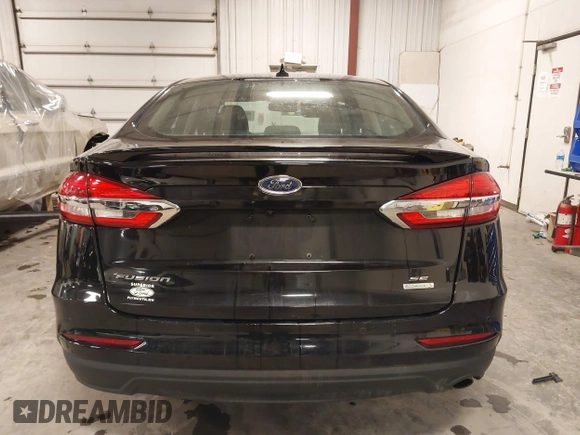 2019 Ford Fusion SE with VIN 3FA6P0HD5KR284103, listed as a IAAI auction lot 41477133 with 90,722 mi miles and . Bid and sale history available at carsss.com. Image 16.