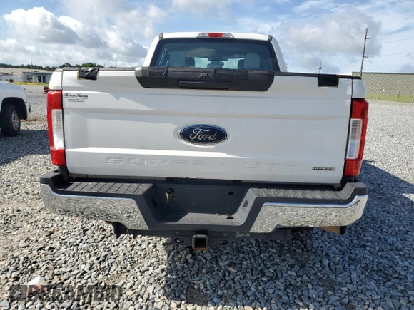 2017 Ford F-250 XL with VIN 1FT7W2A63HEE60828, listed as a Copart auction lot 61191275 with 248,325 mi miles and Salvage title. Bid and sale history available at DreamBid. Image 6.