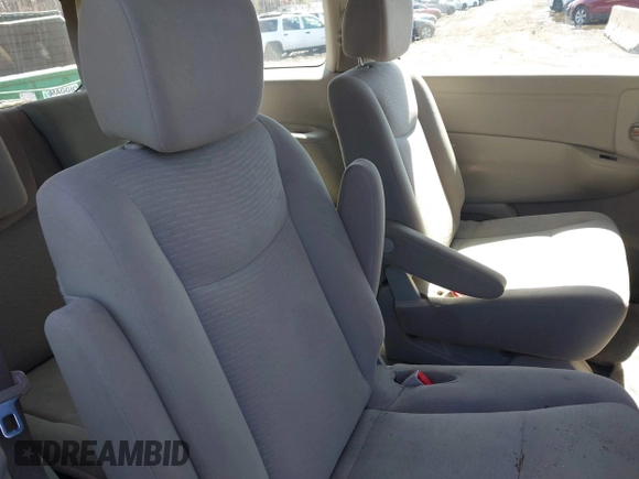 2016 Nissan Quest SL with VIN JN8AE2KP8G9156955, listed as a IAAI auction lot 41935685 with 114,981 mi miles and . Bid and sale history available at DreamBid. Image 8.
