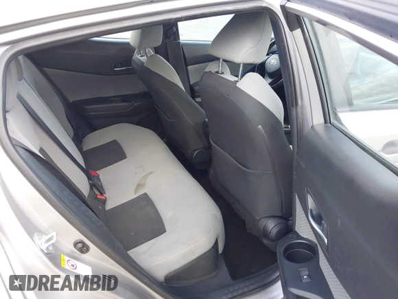 2019 Toyota C-HR XLE with VIN NMTKHMBX7KR078292, listed as a IAAI auction lot 41705966 with 104,352 mi miles. Bid and sale history available at carsss.com. Image 8.