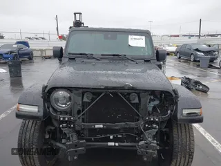 2024 Jeep Wrangler Sahara with VIN 1C4RJXP63RW148483, listed as a IAAI auction lot 41906879 with 32,509 mi miles and . Bid and sale history available at DreamBid. Image 13.