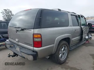2002 Chevrolet Suburban LS with VIN 1GNEC16T02J206251, listed as a IAAI auction lot 42732097 with 276,973 mi miles and . Bid and sale history available at DreamBid. Image 4.