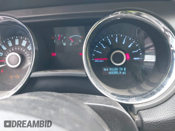 2014 Ford Mustang V6 с VIN 1ZVBP8AM7E5287185, выставлен на аукционе IAAI как лот 42187534 с пробегом 165 355 миль миль и . История ставок и продаж доступна на DreamBid. Изображение 7.