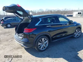 2021 Infiniti QX50 Essential z VIN 3PCAJ5CB3MF114612, wystawiony jako IAAI lot #41608417 z przebiegiem 35 496 mil mil oraz . Historia ofert i sprzedaży dostępna na DreamBid. Obrazek 4.